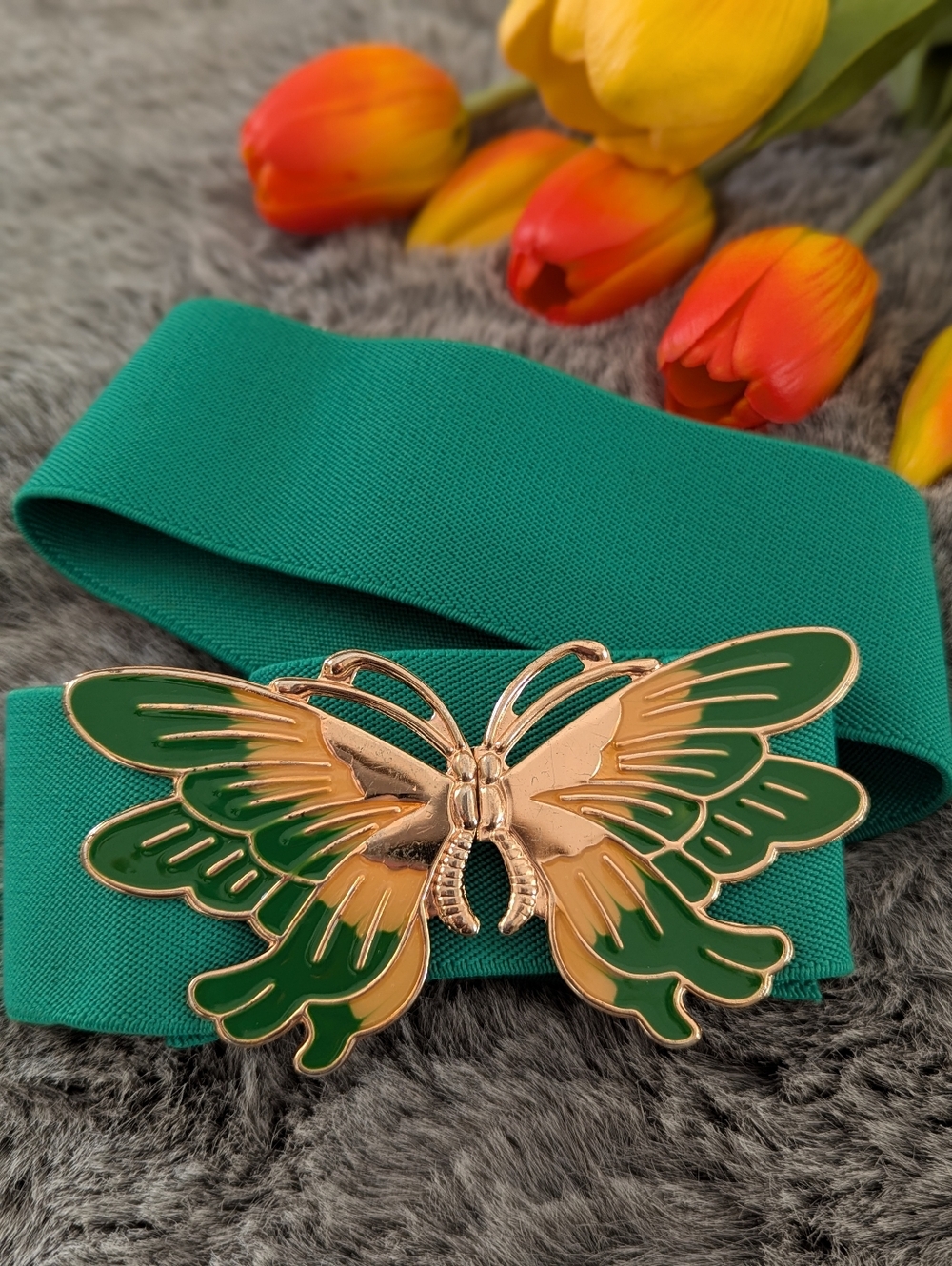 VTG Green Elastic Statement Belt with Gold Butterfly Buckle Boho 1970s